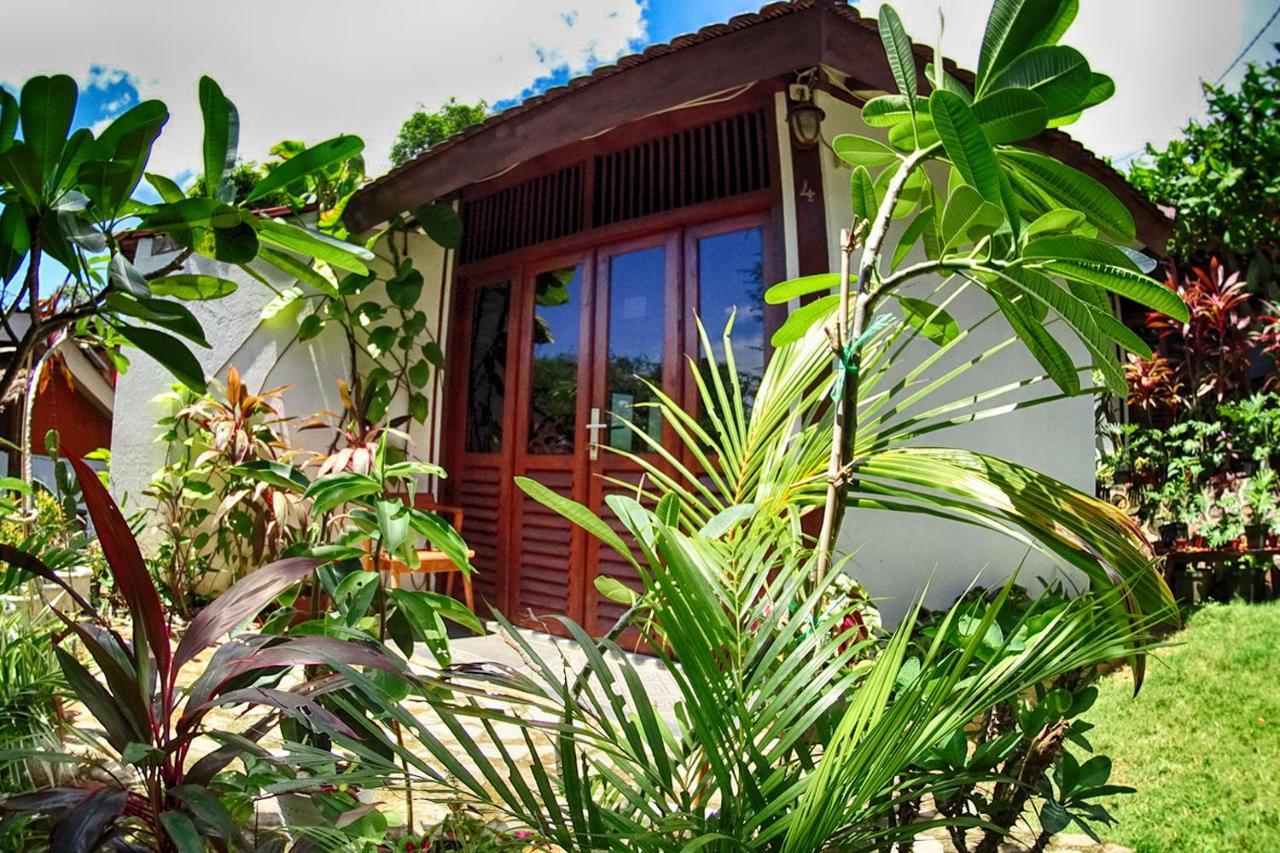 Ayu Hotel Karimunjawa Eksteriør billede