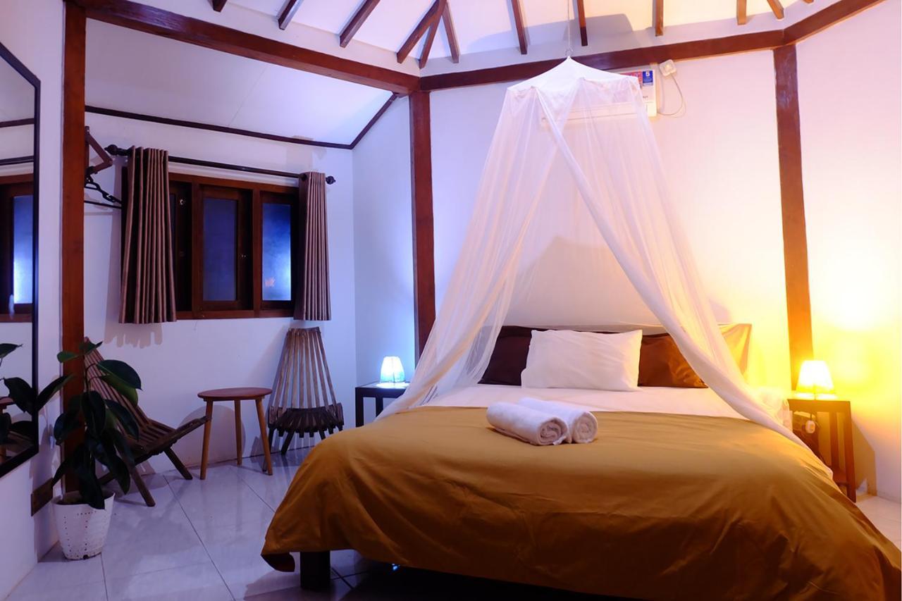Ayu Hotel Karimunjawa Eksteriør billede